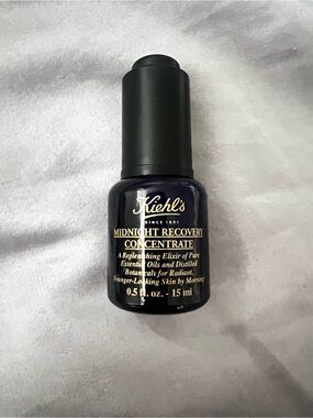 Kiehl's Midnight Recovery Concentrate - navy and black bottle